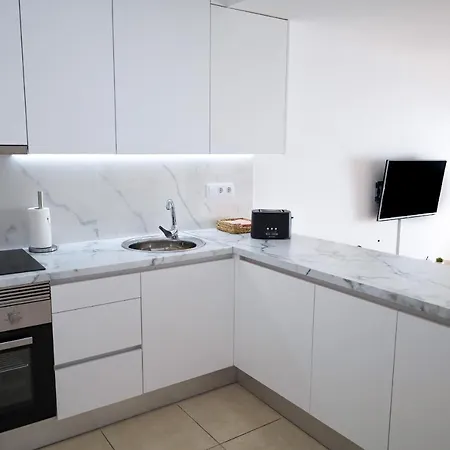 Elegant Sea View アパート *