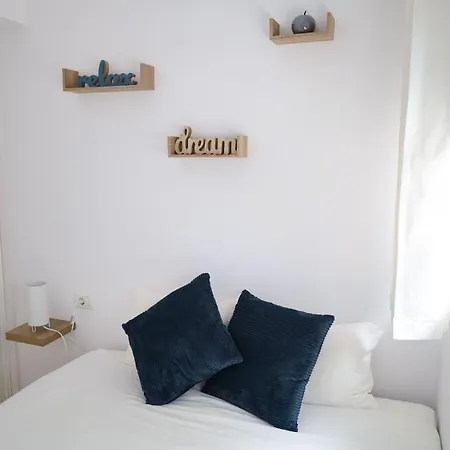 Apartment Elegant Sea View *