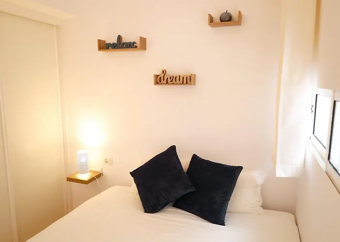 Elegant Sunny Terrace Кальяо-Сальвахе