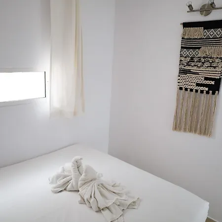 Elegant Sunny Terrace Apartman *